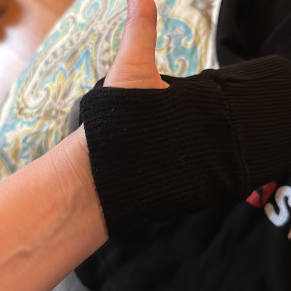 Lauren Moshi Long Sleeve Top - Picture 9 of 9